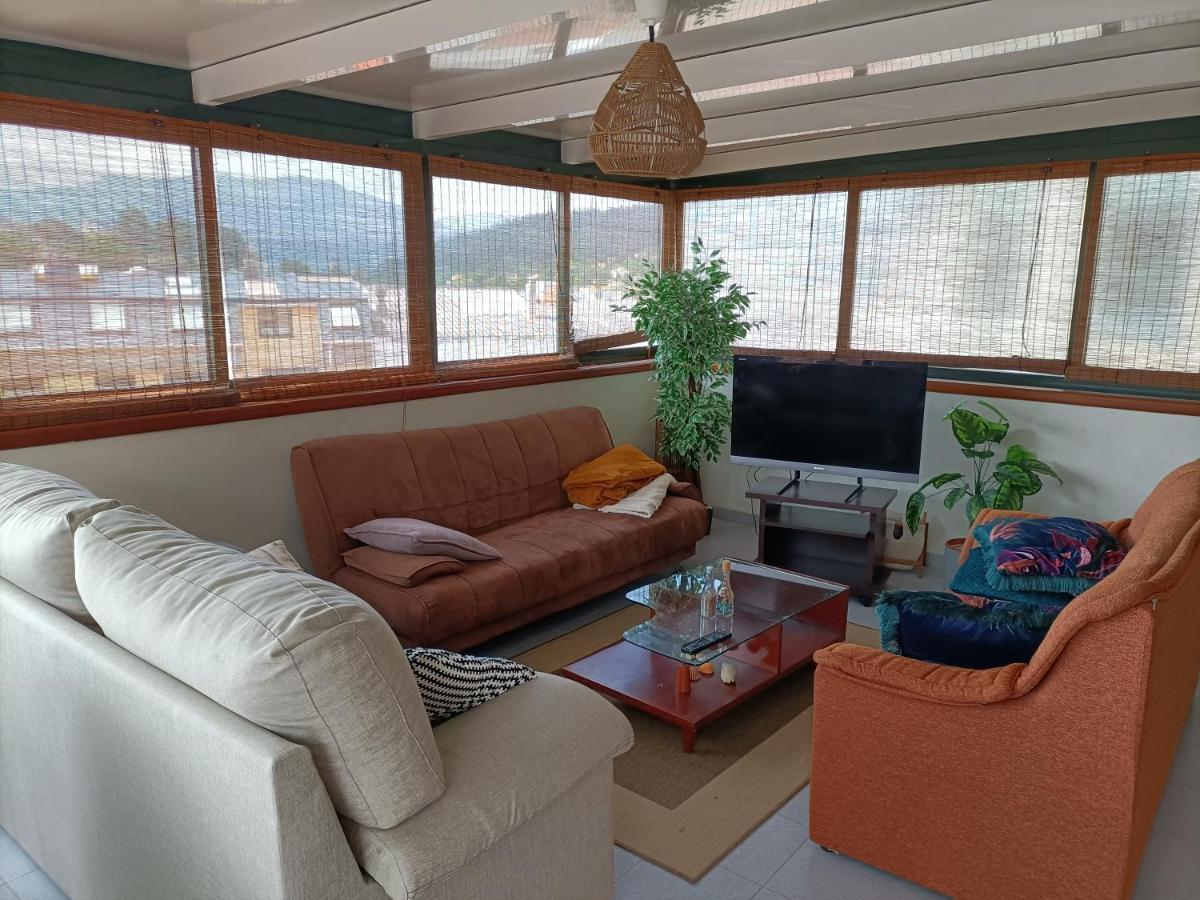 Piso Con Terraza En Las Rias Altas Санта-Марта-де-Ортігейра Екстер'єр фото